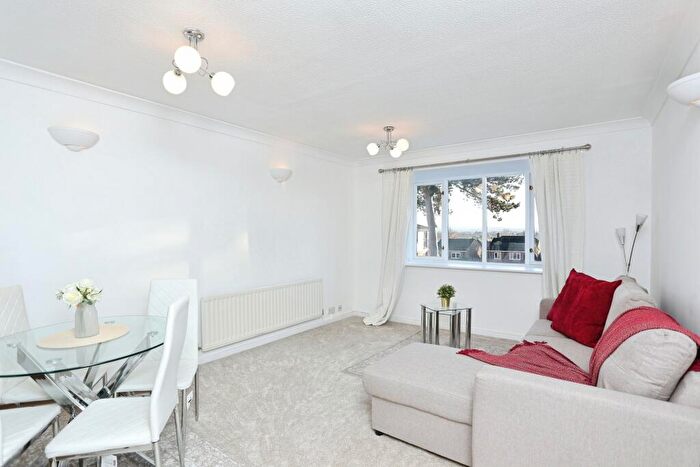 1 Bedroom Flat For Sale In Widmore Road, Bromley, BR1