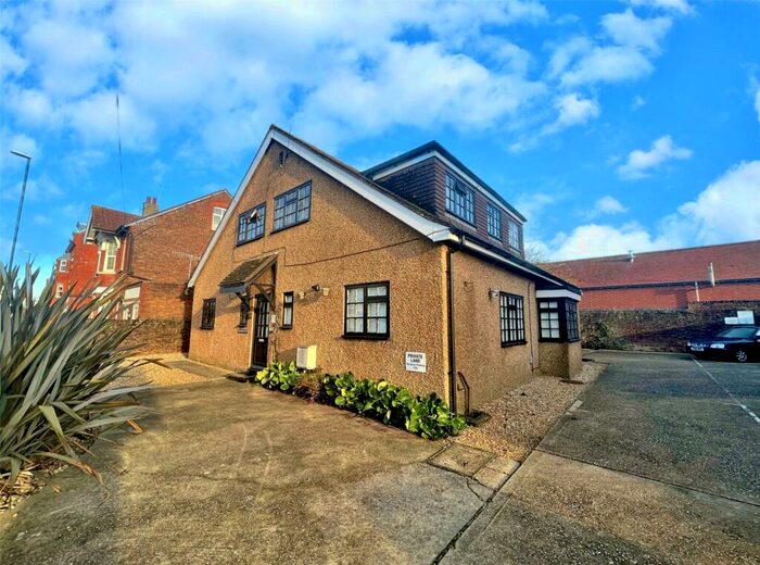 1 Bedroom Flat To Rent In Longford Road, Bognor Regis, West Sussex, PO21