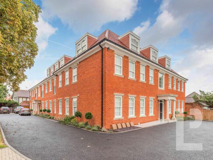 2 Bedroom Flat To Rent In Imperial Heights, 126 Manor Road, Chigwell IG7