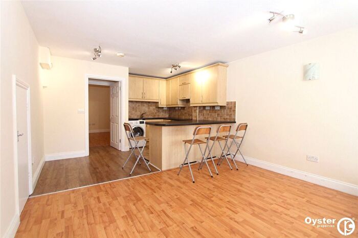 1 Bedroom Flat To Rent In Eastcote Lane, Harrow, HA2