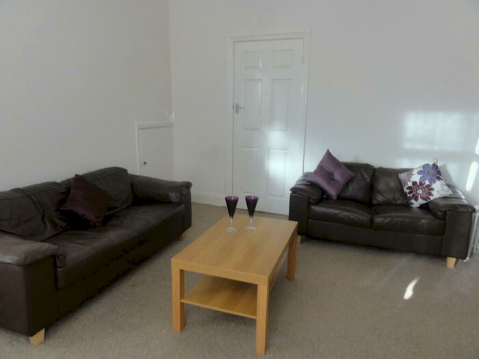 2 Bedroom House To Rent In Frederick Street North, Meadowfield, DH7