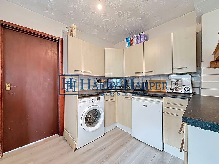 2 Bedroom Flat To Rent In Cathays Terrace, Cathays, CF24