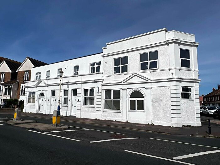 1 Bedroom Apartment To Rent In Beach Road, Eastbourne, BN22