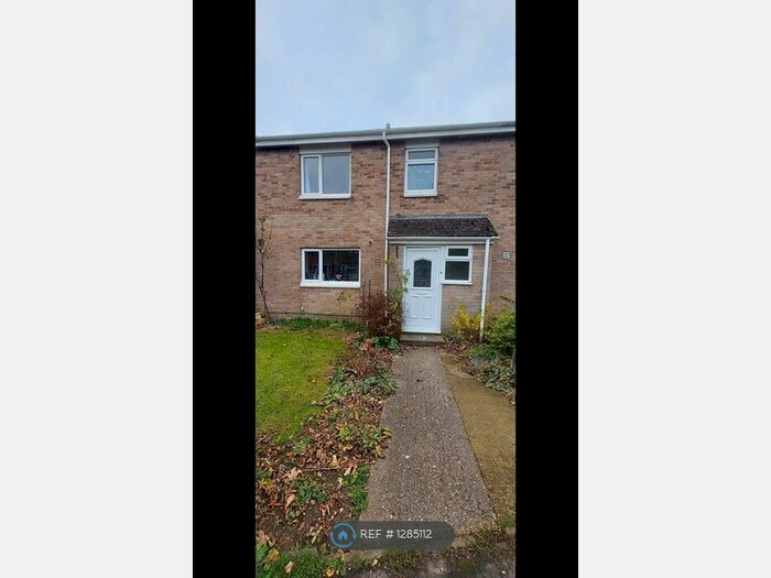3 Bedroom Terraced House To Rent In Caesar Green, Dorchester DT1