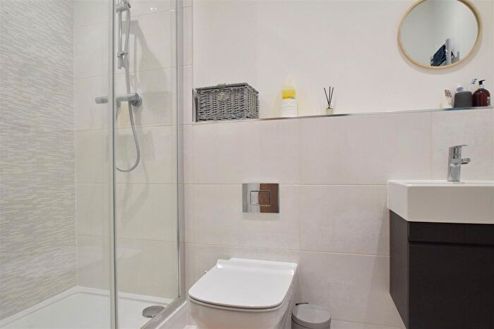 1 Bedroom Flat For Sale In Castle House, Desborough Road, High Wycombe, HP11