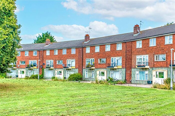 Apartment To Rent In Derby Court, Walcot, Swindon, Wiltshire, SN3