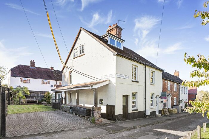 2 Bedroom End Terrace House For Sale In St. Nicholas Place, East Challow, OX12