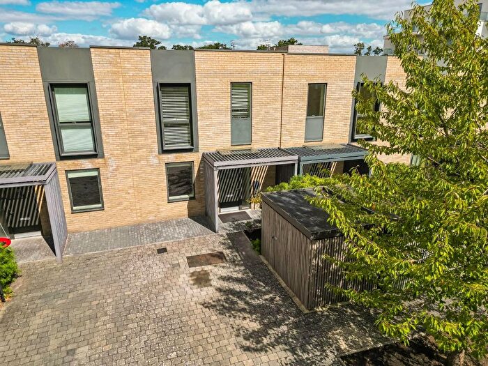3 Bedroom Terraced House For Sale In Clay Farm Drive, Trumpington, Cambridge, CB2