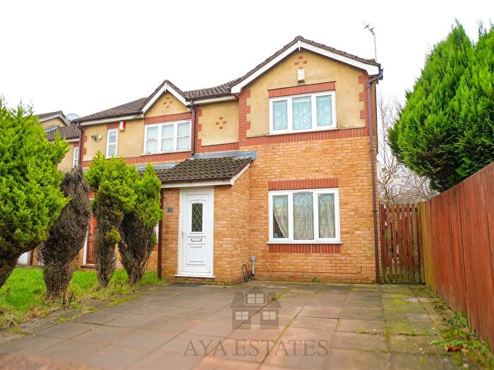 3 Bedroom End Of Terrace House For Sale In Mease Croft, Birmingham, B9