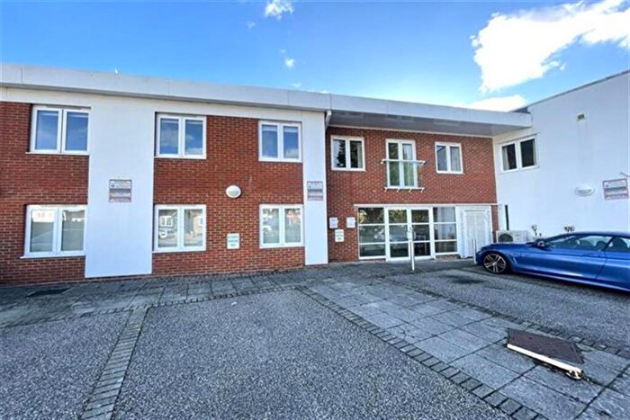 2 Bedroom Apartment To Rent In Smarts Lane, Loughton, IG10