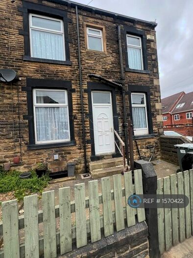 2 Bedroom End Of Terrace House To Rent In Fountain Street, Morley, Leeds, LS27