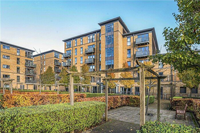 2 Bedroom Apartment To Rent In Spa Road, London, SE16