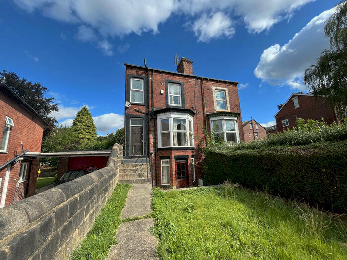 6 Bedroom Semi-Detached House To Rent In Cardigan Lane, Leeds, LS6