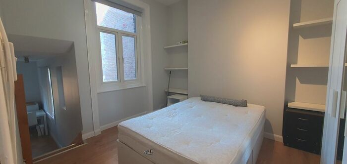 Studio To Rent In West End Lane, London, NW6