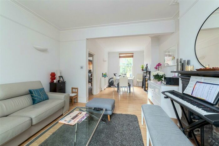 4 Bedroom Terraced House To Rent In Pattison Road, Childs Hill, NW2