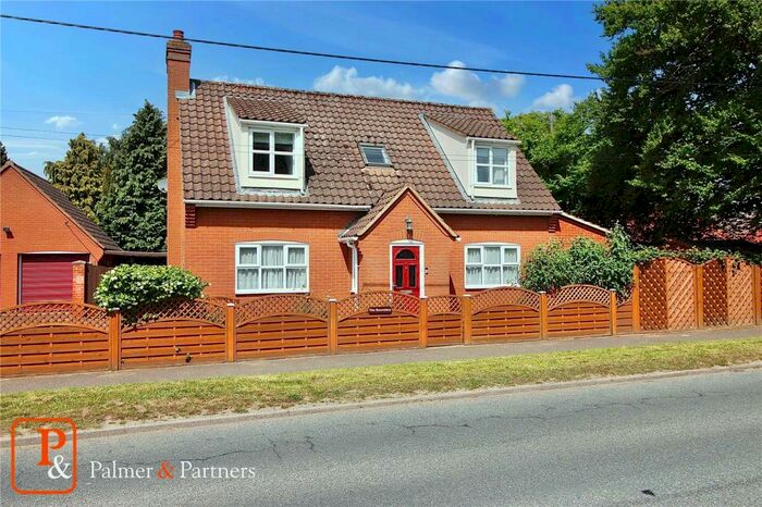 3 Bedroom Detached House For Sale In Old London Road, Copdock, Ipswich, Suffolk, IP8