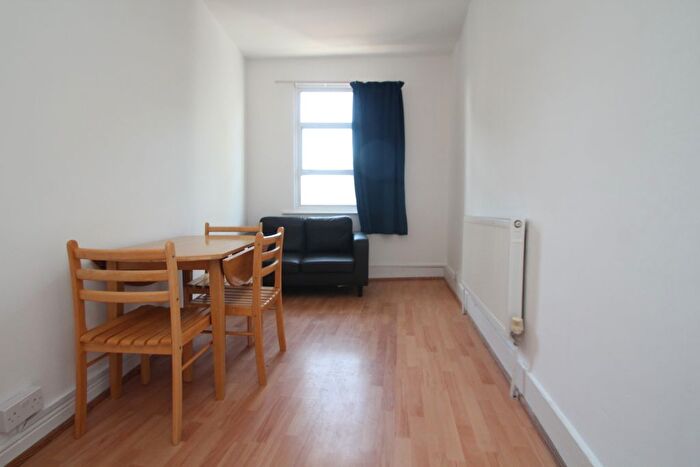 1 Bedroom Flat To Rent In Eversholt Street, London, NW1
