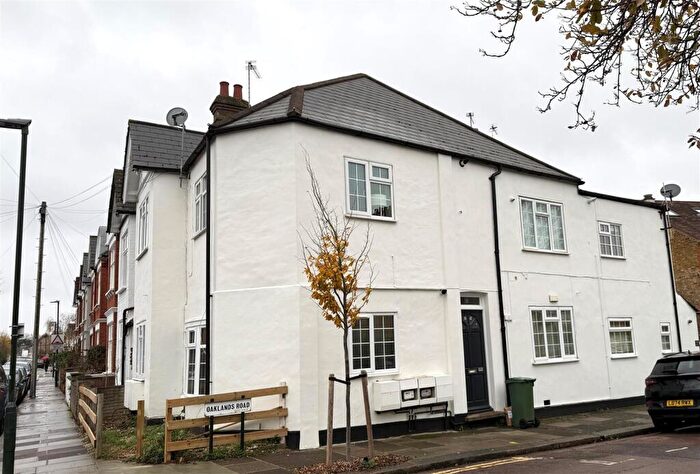 1 Bedroom Flat To Rent In South Worple Way, East Sheen, SW14