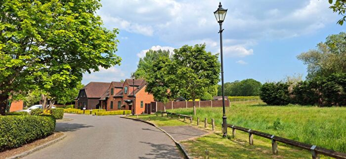 3 Bedroom End Terrace House For Sale In Harvest Drive, Sindlesham, Wokingham, RG41
