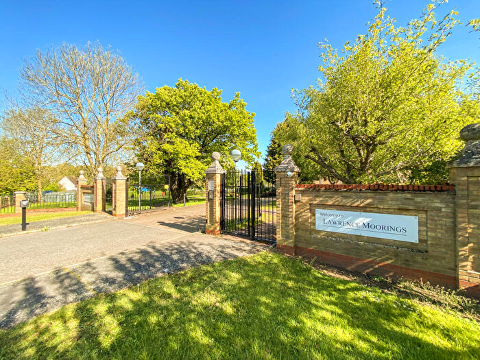 3 Bedroom Penthouse To Rent In Lawrence Moorings, Sheering Mill Lane, Sawbridgeworth, Essex, CM21