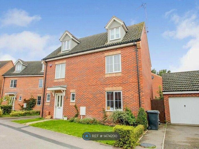 5 Bedroom Detached House To Rent In Maye Dicks Road, Rushden, NN10