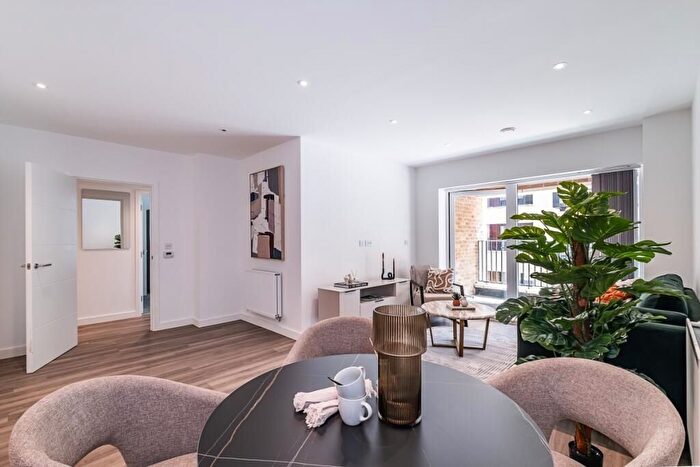 1 Bedroom Flat To Rent In Rolfe Terrace, London, SE18