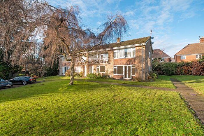 2 Bedroom Maisonette To Rent In Heather Way, Hindhead, GU26