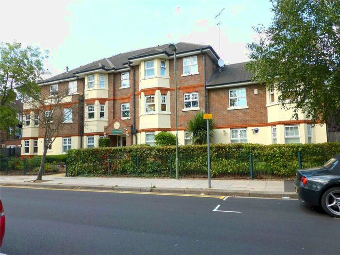 2 Bedroom Apartment To Rent In Lowlands Court, Victoria Road, London, NW7