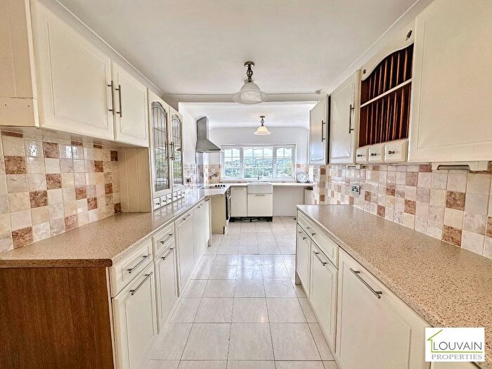 2 Bedroom Bungalow For Sale In Cefn Glas, Tredegar, NP22