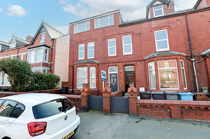 3 Bedroom Maisonette For Sale In St. Andrews Road South, Lytham St. Annes, FY8