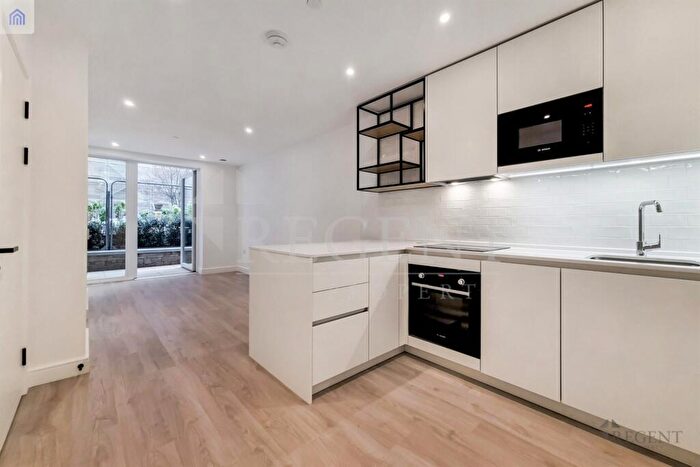 Apartment To Rent In Affinity House, Beresford Av, Wembley, HA0