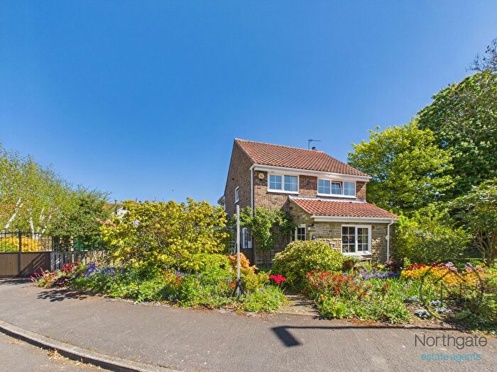 3 Bedroom Detached House For Sale In Eden Grove, Middridge, DL5