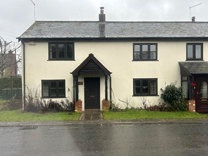 3 Bedroom Terraced House To Rent In Shaftesbury Road, East Knoyle, Wilts, SP3