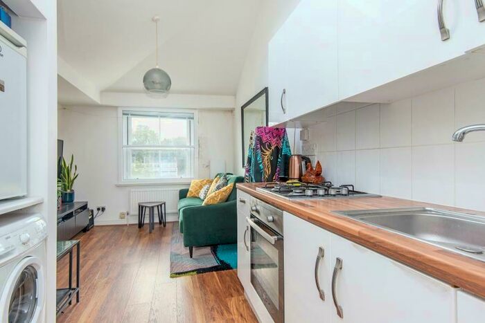 2 Bedroom Apartment To Rent In Mornington Terrace, London, NW1
