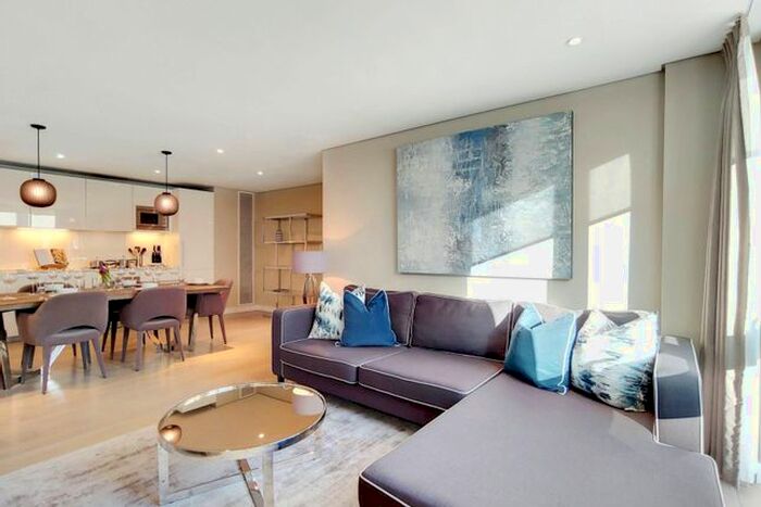 3 Bedroom Flat To Rent In Merchant Square East, Paddington, London, W2