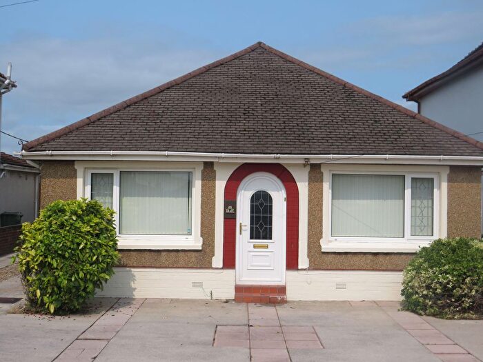 3 Bedroom Bungalow For Sale In Capel Road, Llanelli, SA14