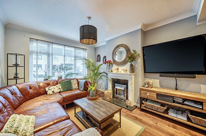 4 Bedroom Terraced House For Sale In Walsingham Road, Mitcham, CR4