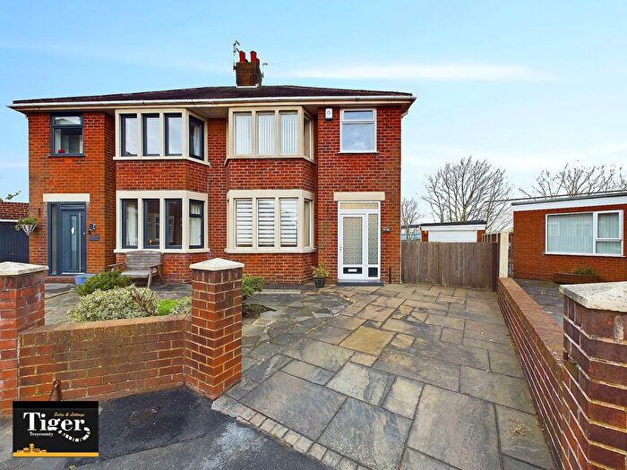 3 Bedroom Semi-Detached House To Rent In Furlong Crescent, Blackpool, FY3