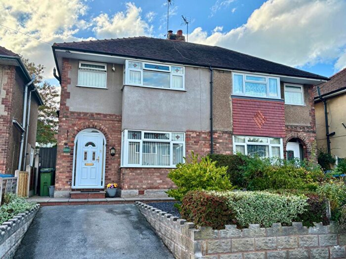 3 Bedroom Semi-Detached House For Sale In Reva Road, Stafford, ST17