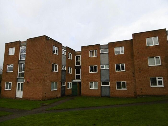 2 Bedroom Flat To Rent In Lakeside Walk, Birmingham, B23