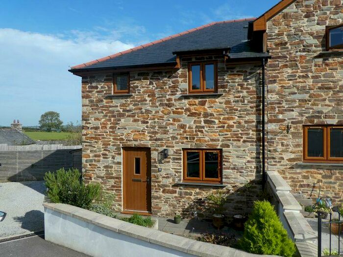 2 Bedroom Semi-Detached House For Sale In Upton Cross, Liskeard, PL14