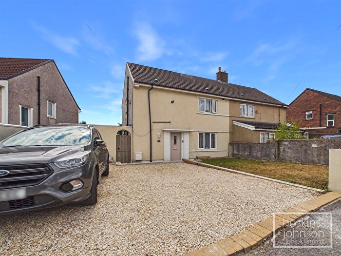 3 Bedroom Semi-Detached House For Sale In Holly Street, Rhydyfelin, Pontypridd, CF37
