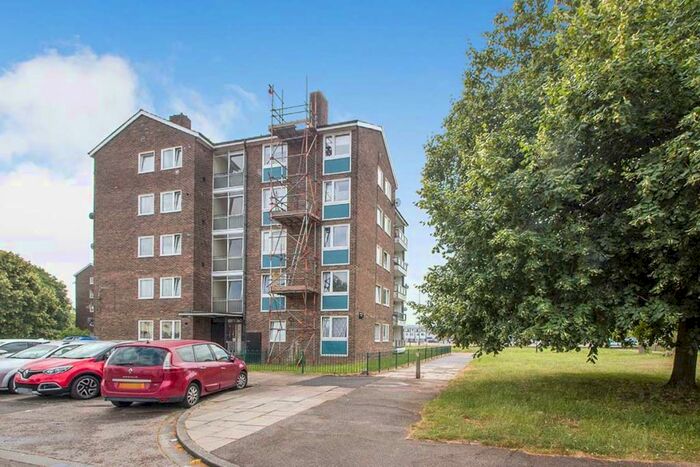 1 Bedroom Flat To Rent In Panfield Road, London, SE2