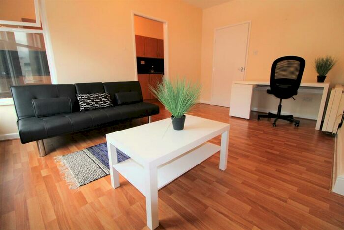 1 Bedroom Private Hall To Rent In Russell Mews, Russell Street, Lancaster, LA1