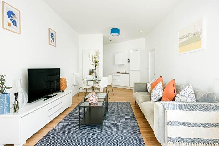 2 Bedroom Flat To Rent In B Ratcliffe Court, Sweetman Place, Bristol, BS2