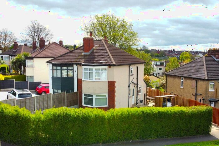 3 Bedroom Semi-Detached House To Rent In Upland Road, Leeds, LS8