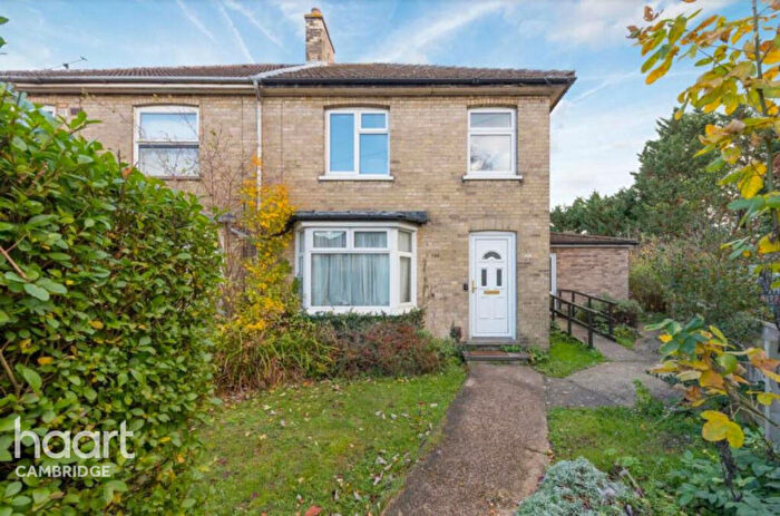 4 Bedroom End Of Terrace House To Rent In Ramsden Square, Cambridge, CB4