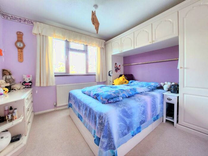 4 Bedroom House To Rent In Trafalgar Close, Wokingham, RG41