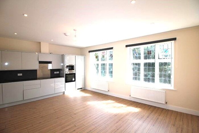 1 Bedroom Flat To Rent In Epsom Road, Guildford, GU1