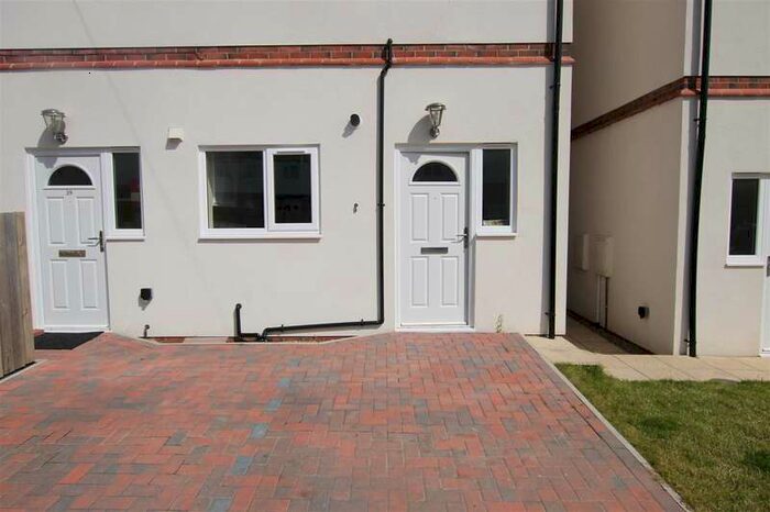 1 Bedroom Apartment To Rent In Wellington Court, Eaglesfield Drive, Bradford, BD6